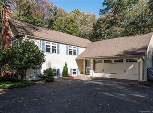 558 Weir St, Glastonbury, CT 06033