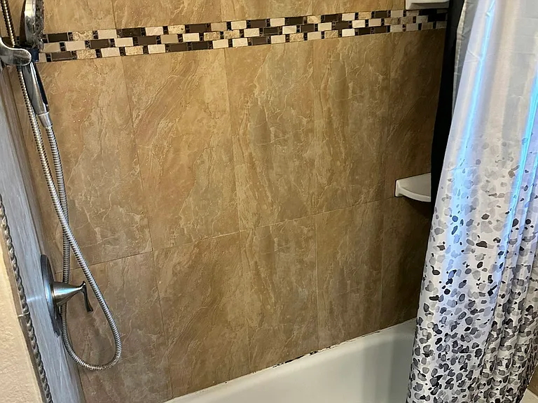15306 El Camino Ave #1/2 — Photo 9