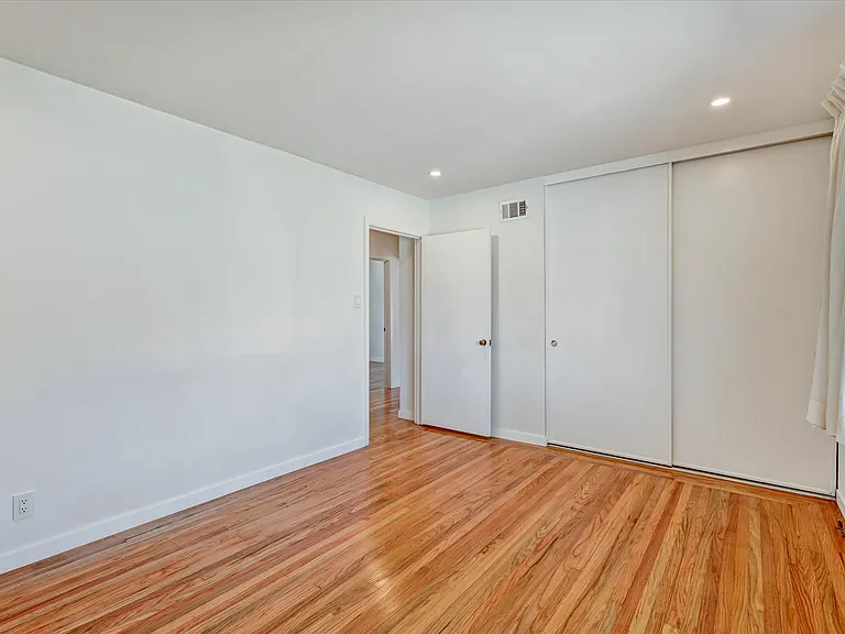 177 Romney Ave — Photo 31