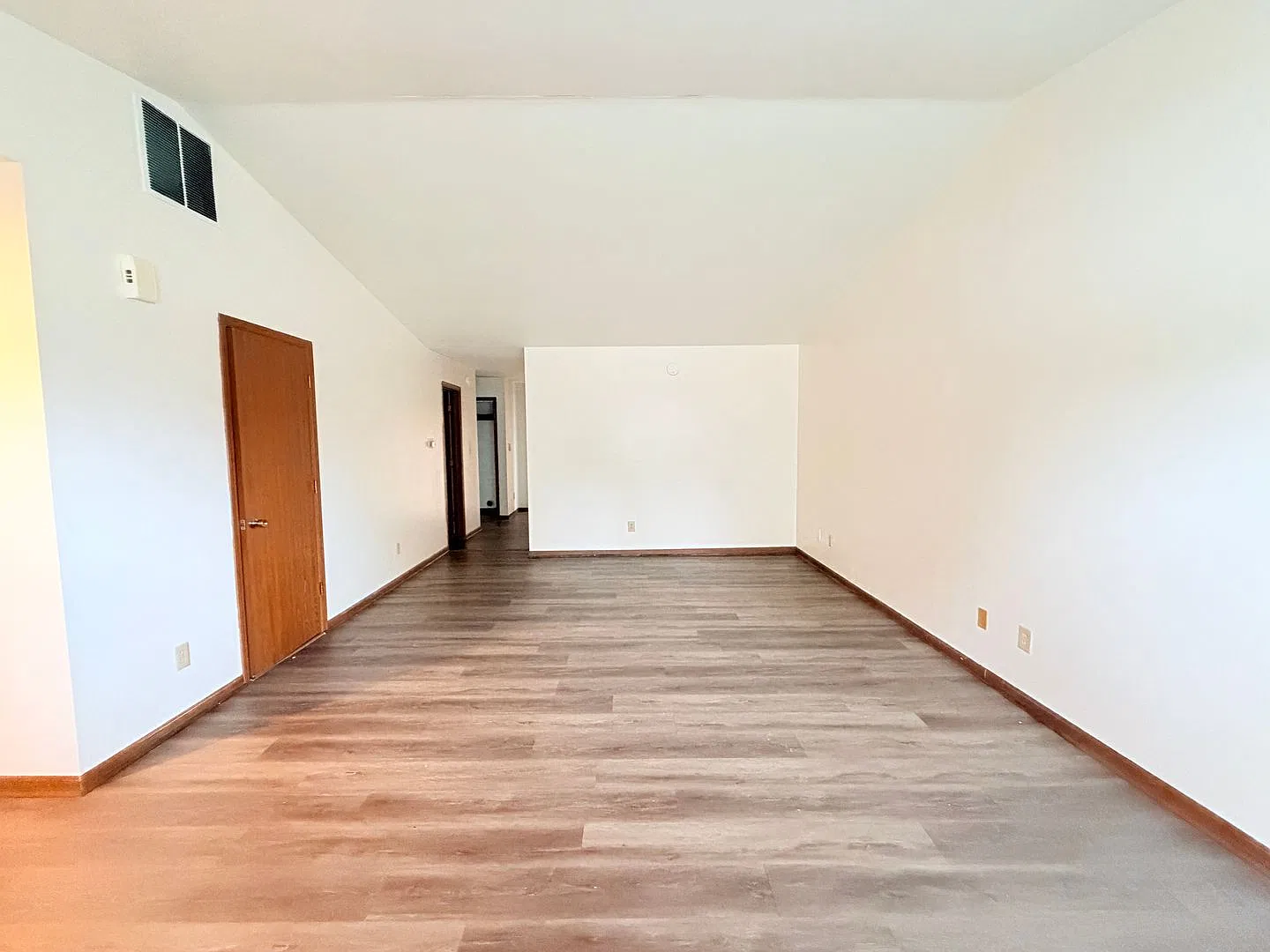 Now Showing: 2 Bedroom/1 Bathroom Duplex Located At 2160 Galaxy Dr. In Franklin, In. — Photo 2