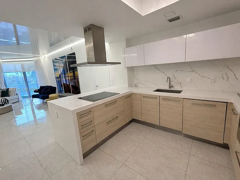 17301 Biscayne Blvd #308 — Photo 8