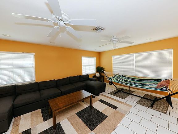 4th image of 5211 24TH AVENUE DRIVE W
