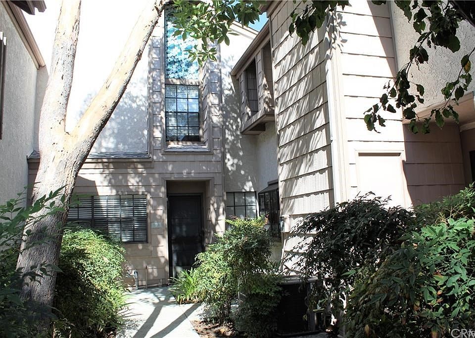 1st image of 26701 Quail Crk APT 91
