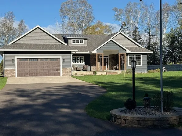 8153 N 7th Ln, Gladstone, MI 49837