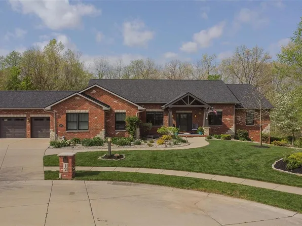 1101 Natalyns Trce, Lebanon, IL 62254