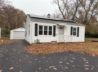 1345 S Silas St, Decatur, IL 62521