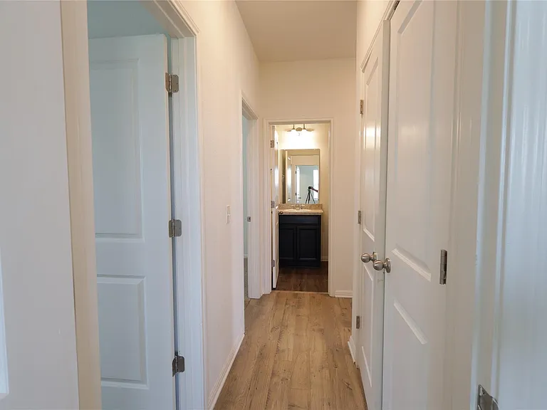 250 Seneca Loop — Photo 14