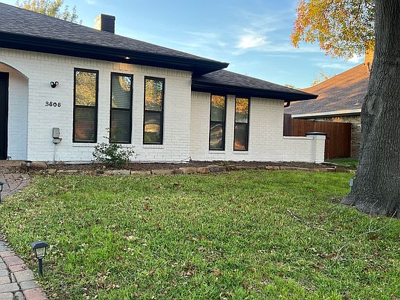 3rd image of 3805 Knob Hill Dr