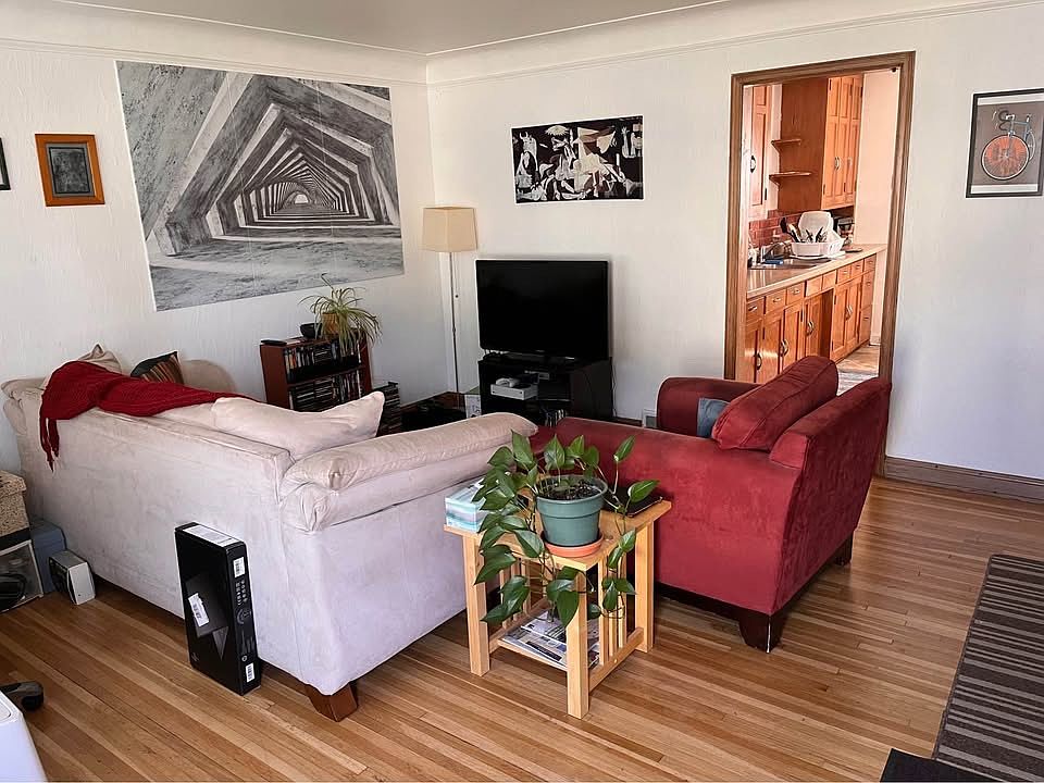 1st image of 1491 Larpenteur Ave W APT 2