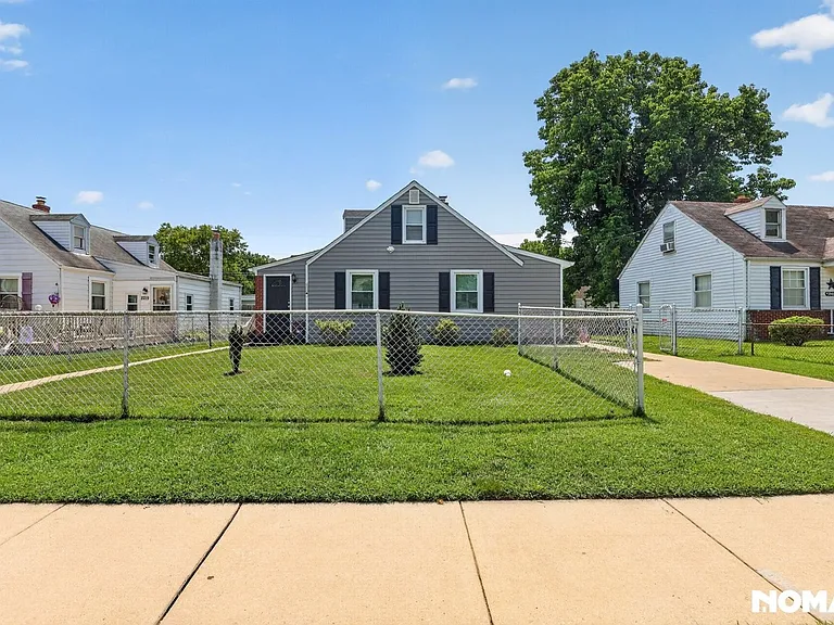 8217 Cornwall Rd — Photo 32