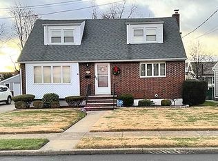 109 Schenck Blvd FLOOR 1, Floral Park, NY 11001