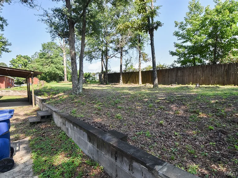 109 Mountain Laurel Rd — Photo 7
