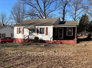 1407 Belleauwood St, Winston Salem, NC 27107