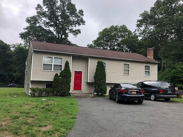 1st image of 3 Spruce St