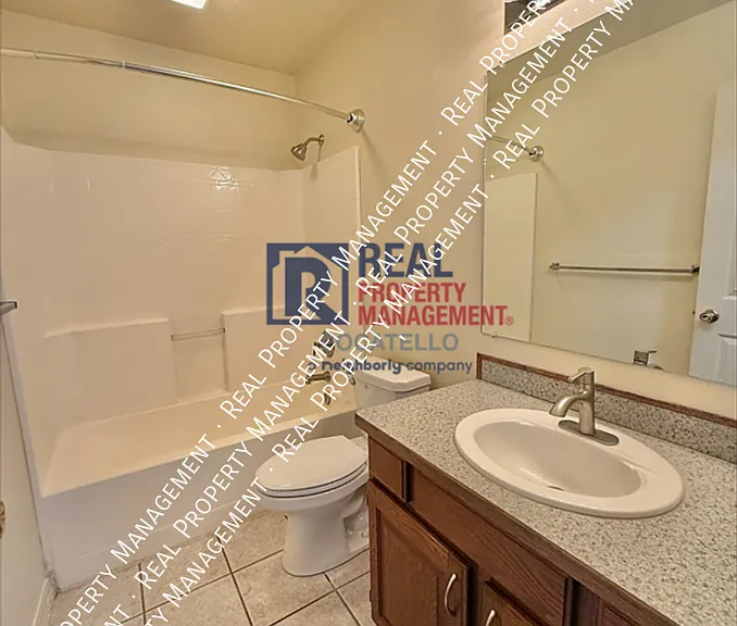 4736 Heidi Ct — Photo 14