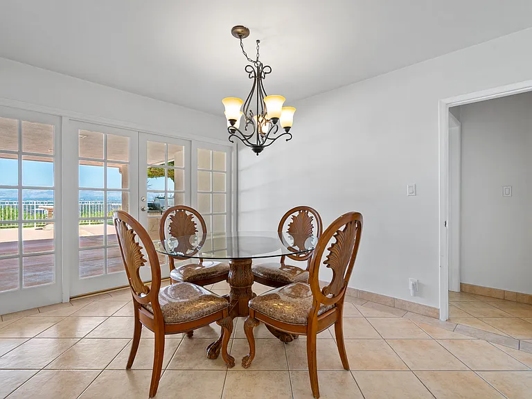 4159 Regal Oak Dr — Photo 46