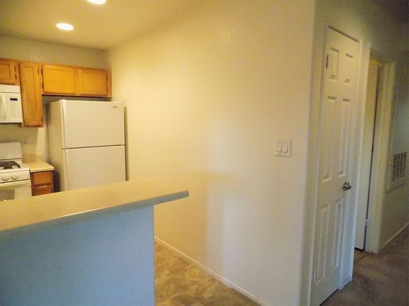 5th image of 5074 S Rainbow Blvd Unit 106