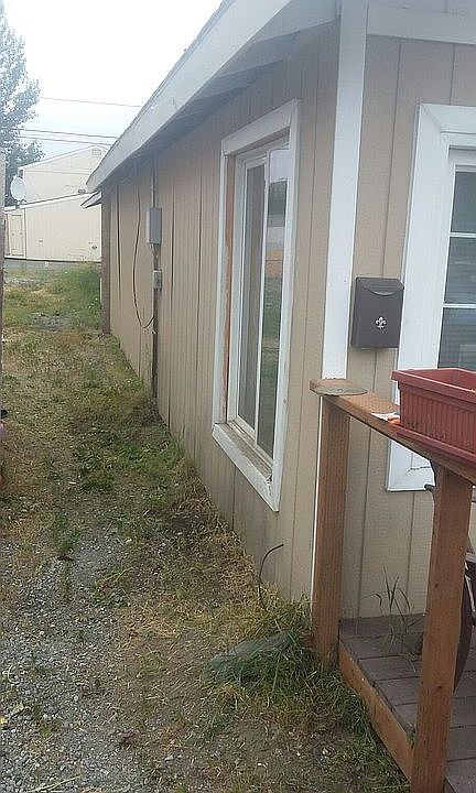 2nd image of 1230 Latouche St
