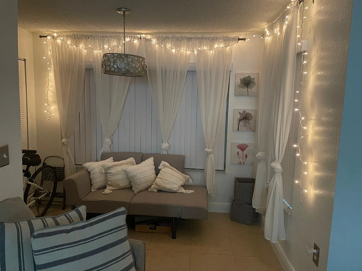 1 bed, 743 sqft, $1,925 — Photo 2