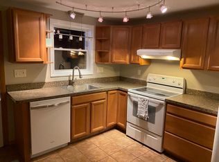 44 Cindy Rd, Ellington, CT 06029