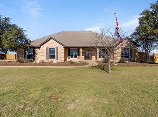 2515 Lakeshore Dr, Cleburne, TX 76033