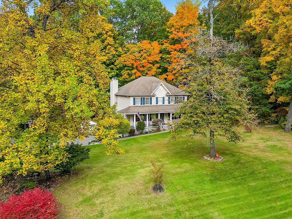 1st image of 12 Grandview Terrace