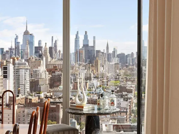 215 Chrystie Street image 5 of 17