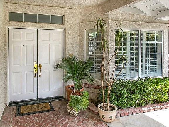 2nd image of 28202 Tamarack Ln