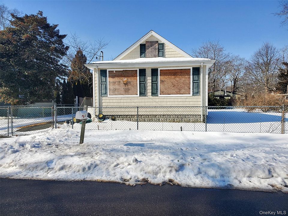 1st image of 30 Franklin Avenue