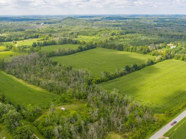 Lt1 SLATTS ROAD, Cascade, WI 53011