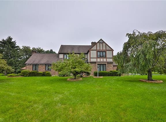 2nd image of 3724 Knollcroft Ave