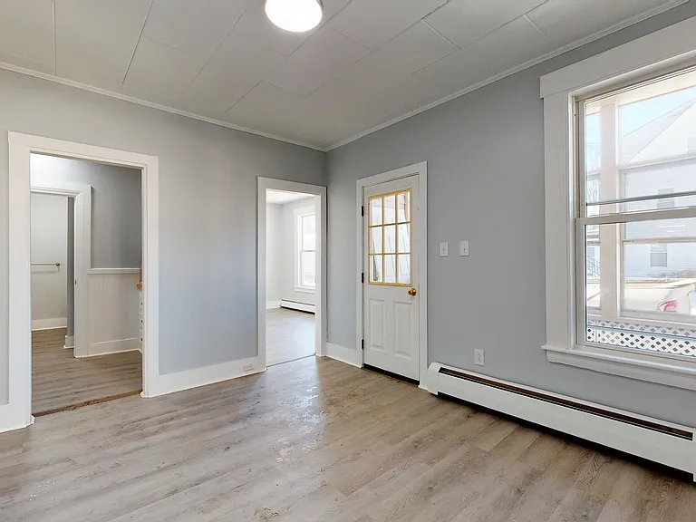 45 Pleasant St #D — Photo 10