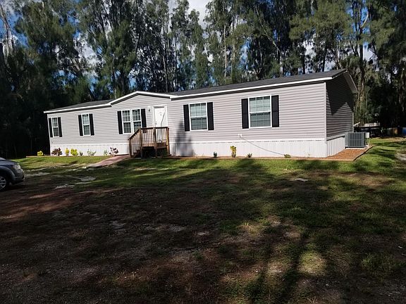 2nd image of 12118 Anderson Dr