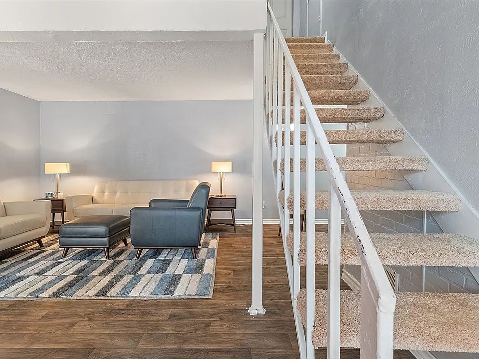 1st image of 1434 E Chavaneaux Rd #2