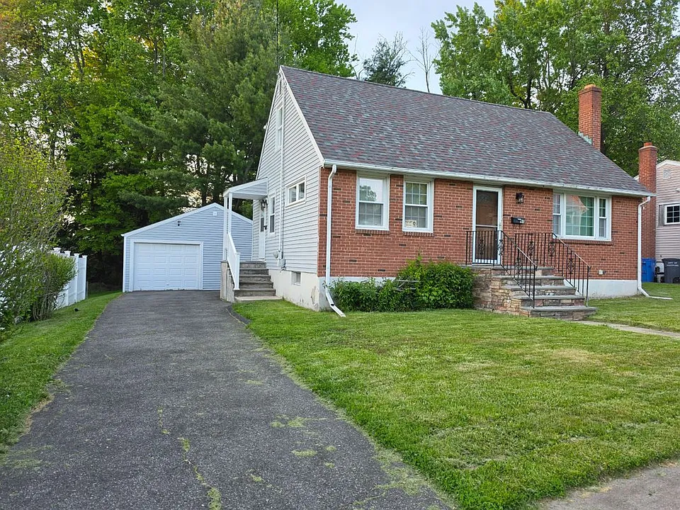 97 Bates St