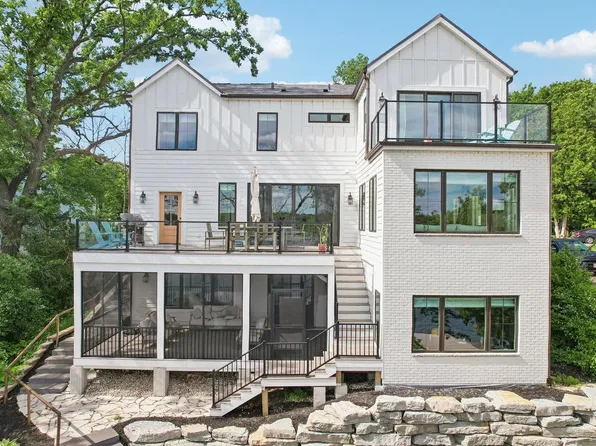 N82W28659 Hillcrest DRIVE, Hartland, WI 53029