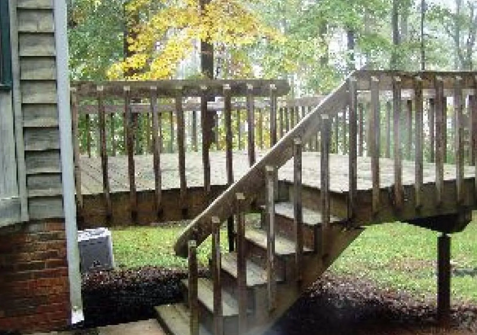 3 Bedroom House in Forest — Photo 2