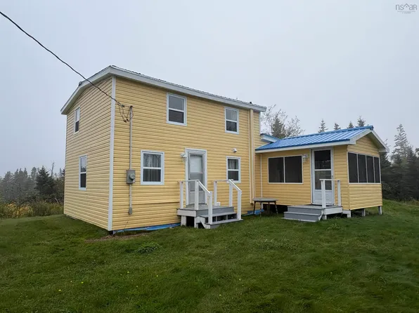 1933 W Ship Harbour Rd, Debaies Cove, NS B0J 2L0