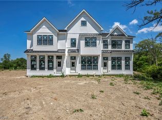 270 Cider Ml, Chardon, OH 44024