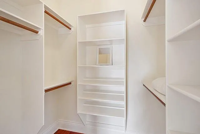 6075 Laurel St — Photo 25