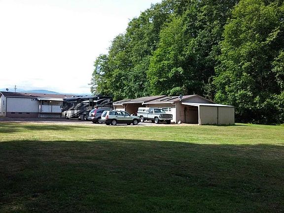 3rd image of 6151 Old Olympic Hwy