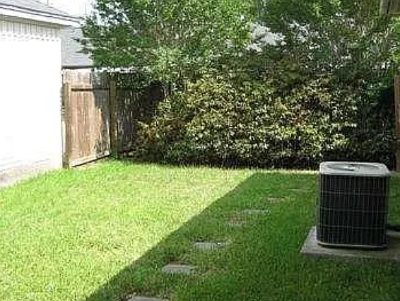 1512 Bryant Way — Photo 3