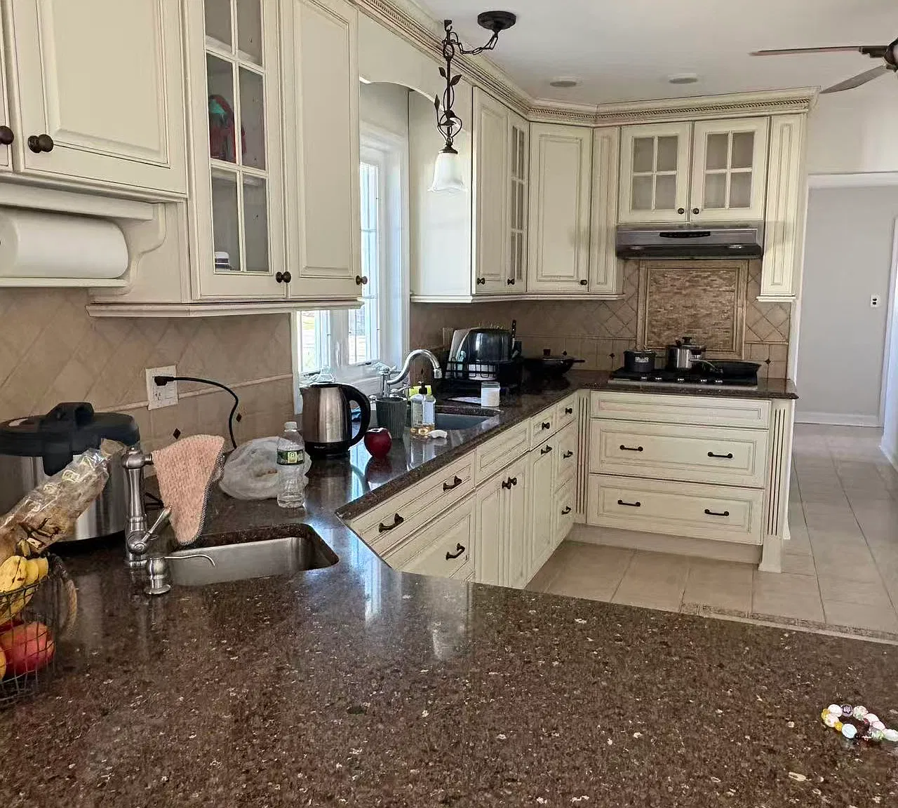 4 bed, 1500 sqft, $3,600 — Photo 2