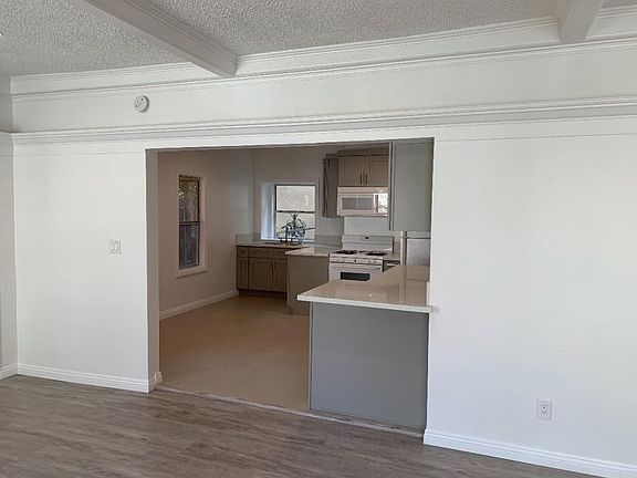 4th image of 1827 Santa Ynez St APT A