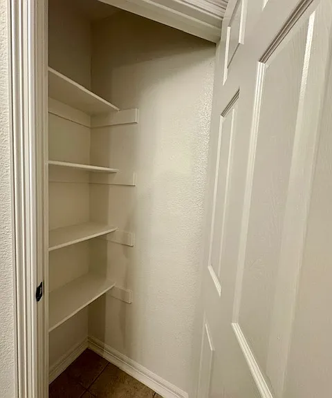 6106 S 36th St — Photo 13