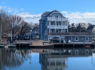 230 S Green St, Tuckerton, NJ 08087