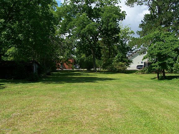 4th image of 360 E Pungo Street