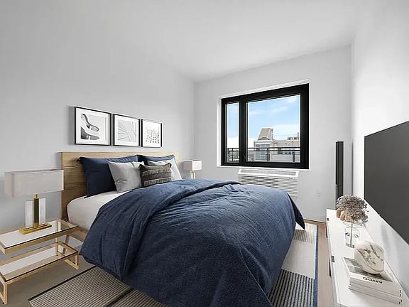 4th image of 827 Sterling Pl #7B