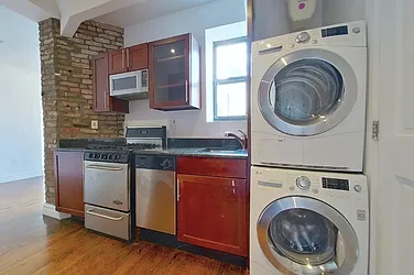 Rented by Platinum Properties