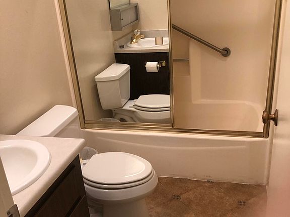 5th image of 301 W Camino Del Sonador